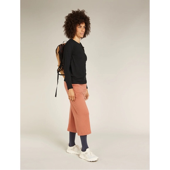 ICEBREAKER • Merino 150 Tech Lite Long Sleeve T-Shirt in Black - Picture 13 of 13